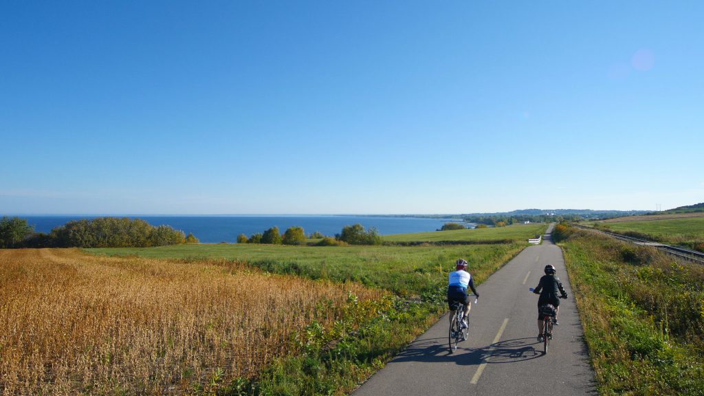 Véloroute des Bleuets Cycling Trail, Lac Saint-Jean