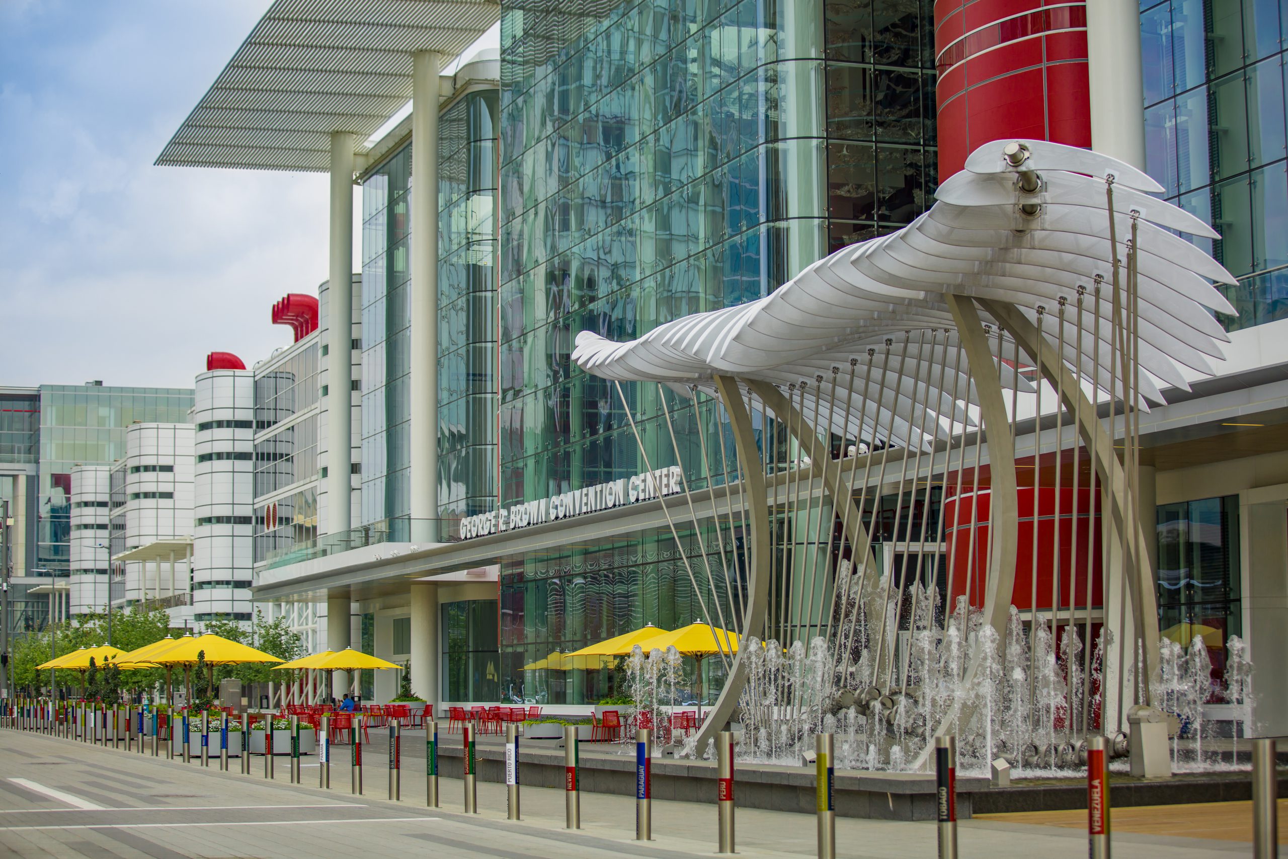 Avenida Plaza, Wings Over Water by Joe O'Connell and Creative Machines