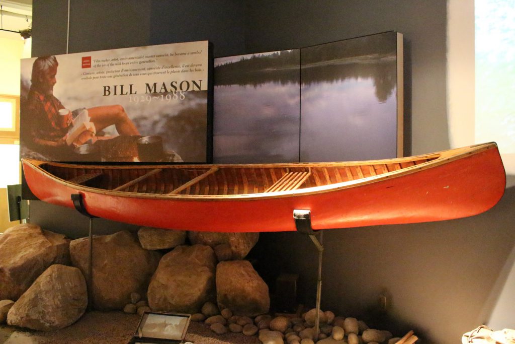 Candian-Canoe-Museum-Bill-Masons-famous-red-canoe-featured-in-his-films-and-paintings-Photo-John-Geary (1)