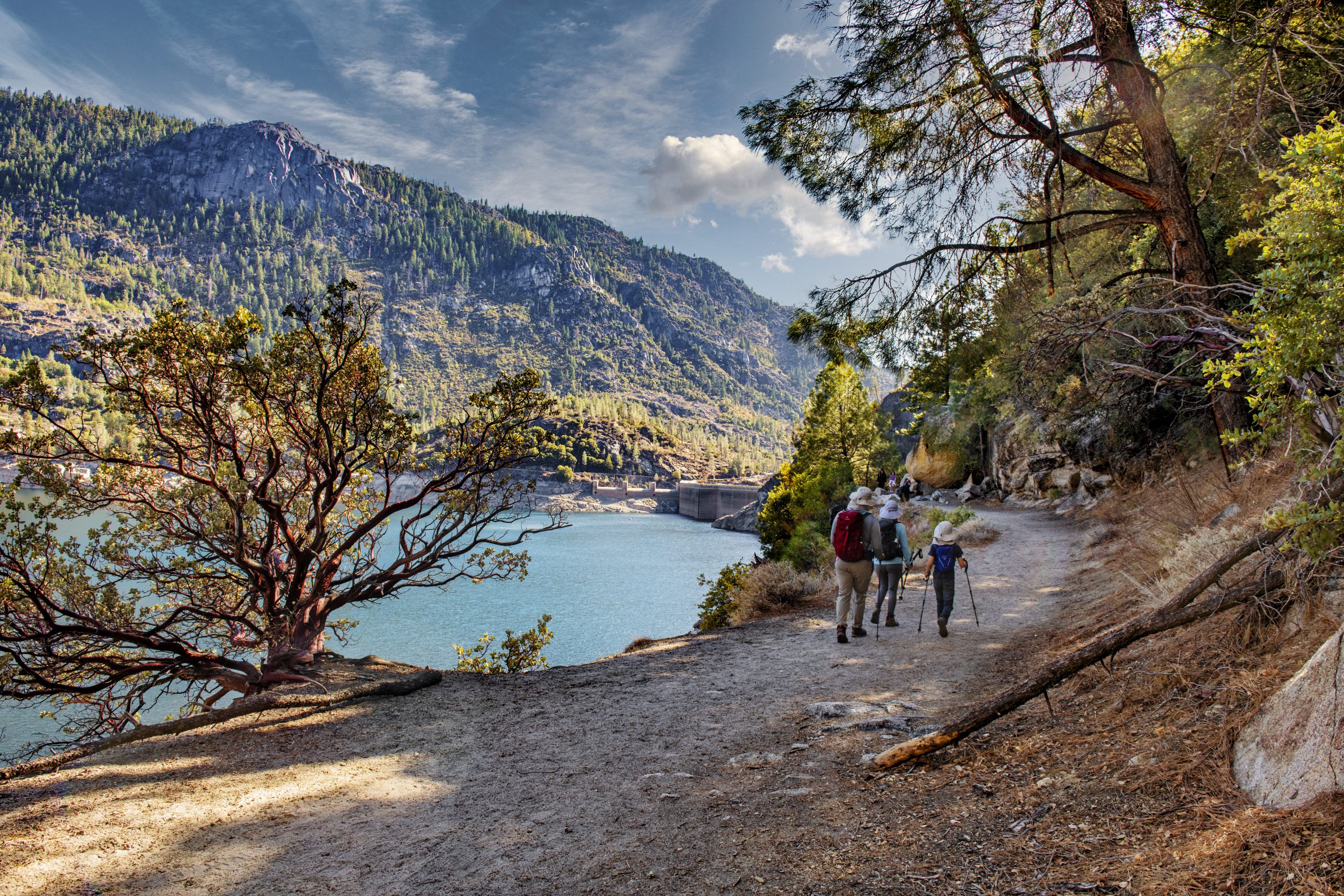 Hiking at Hetch Hetchy Reservoir