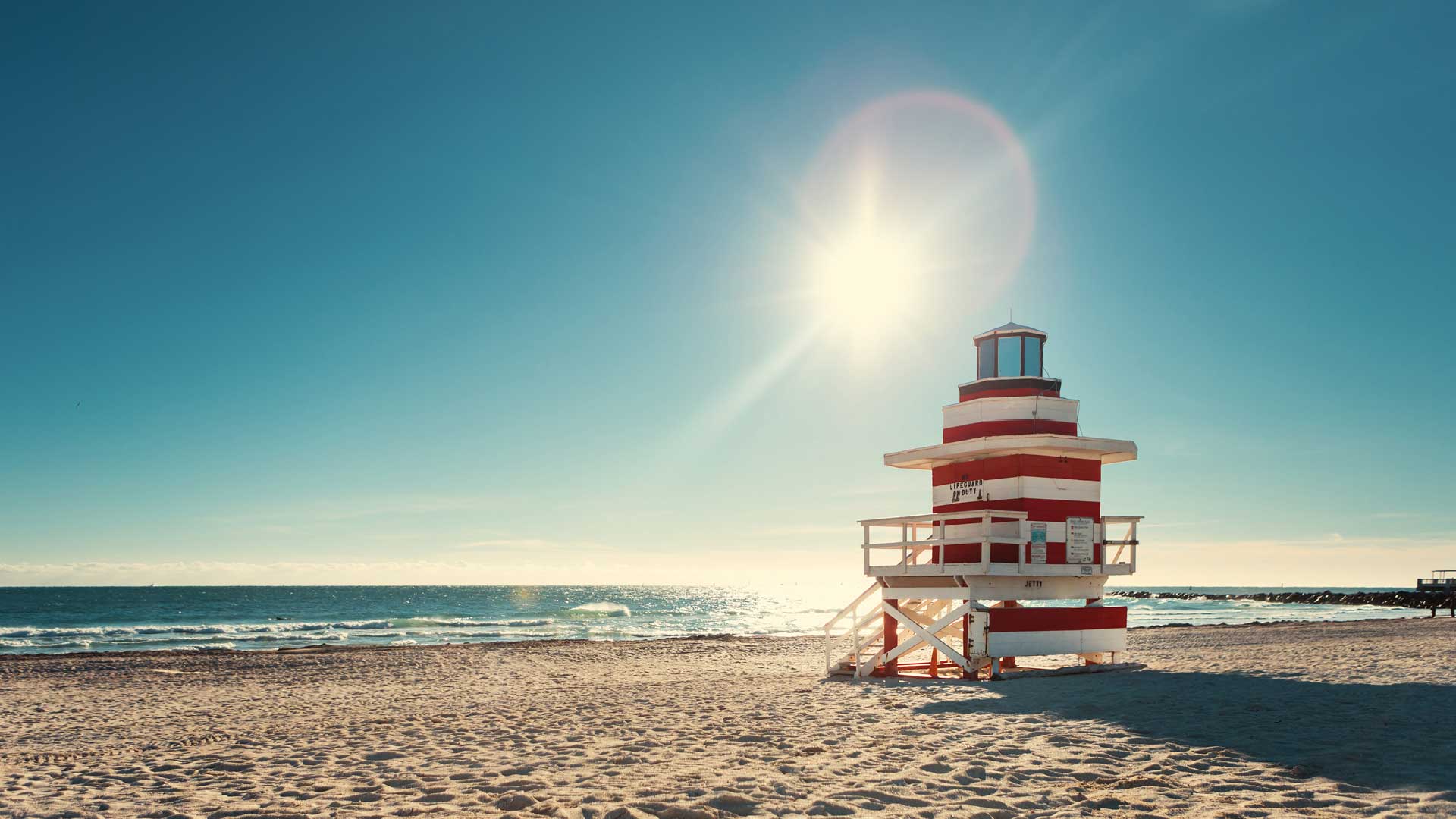 Miami_Beach_Lifeguard_Stand