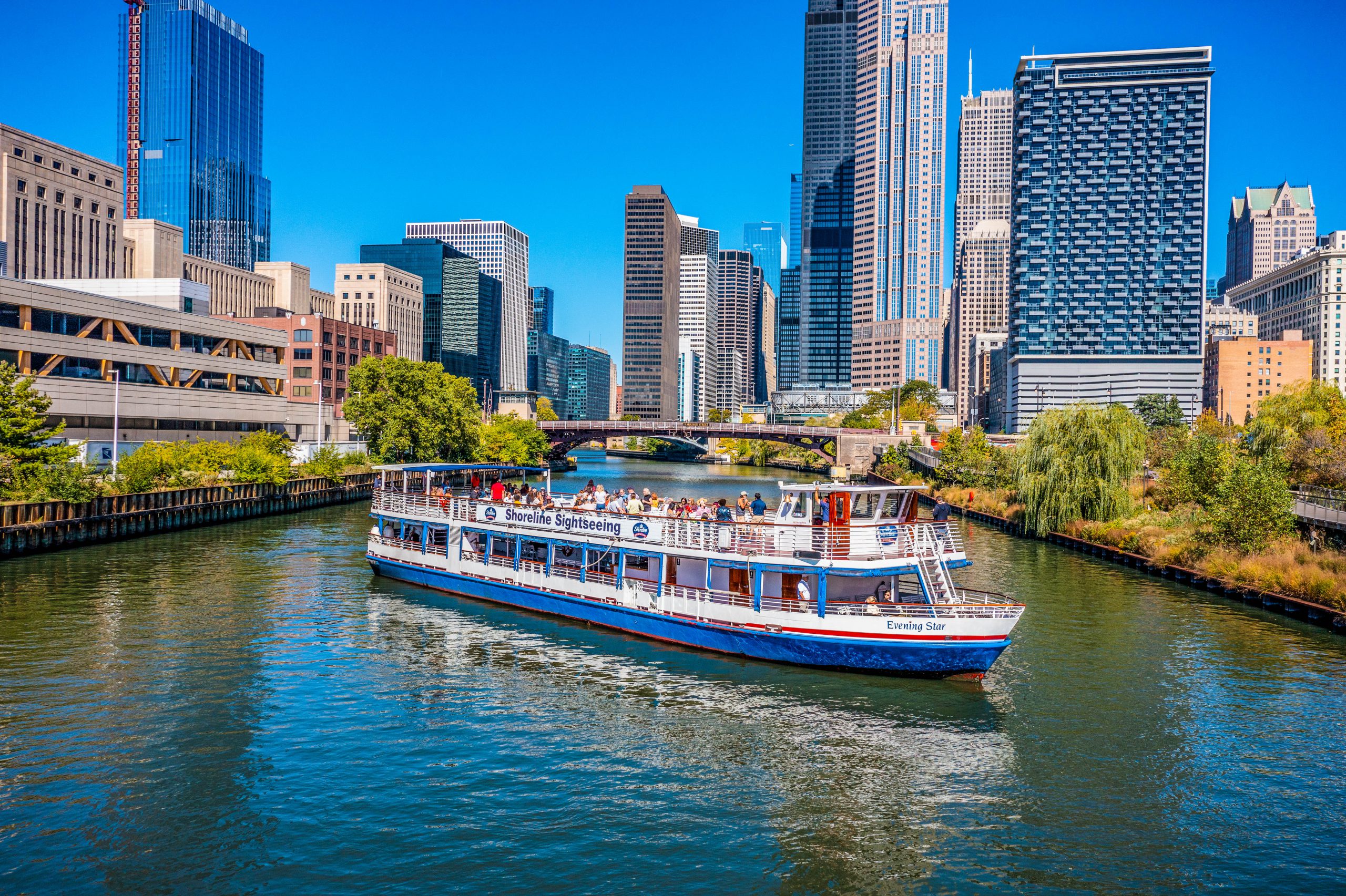Shoreline Sightseeing Architecture River Tour