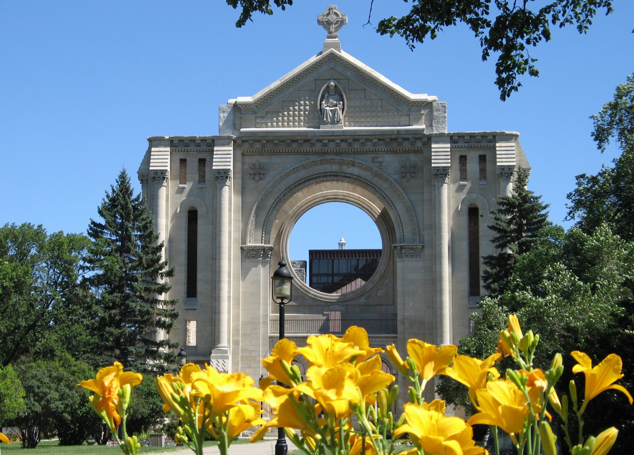 St. Boniface Cathedral in summer. Credit: Ginette Manaigre