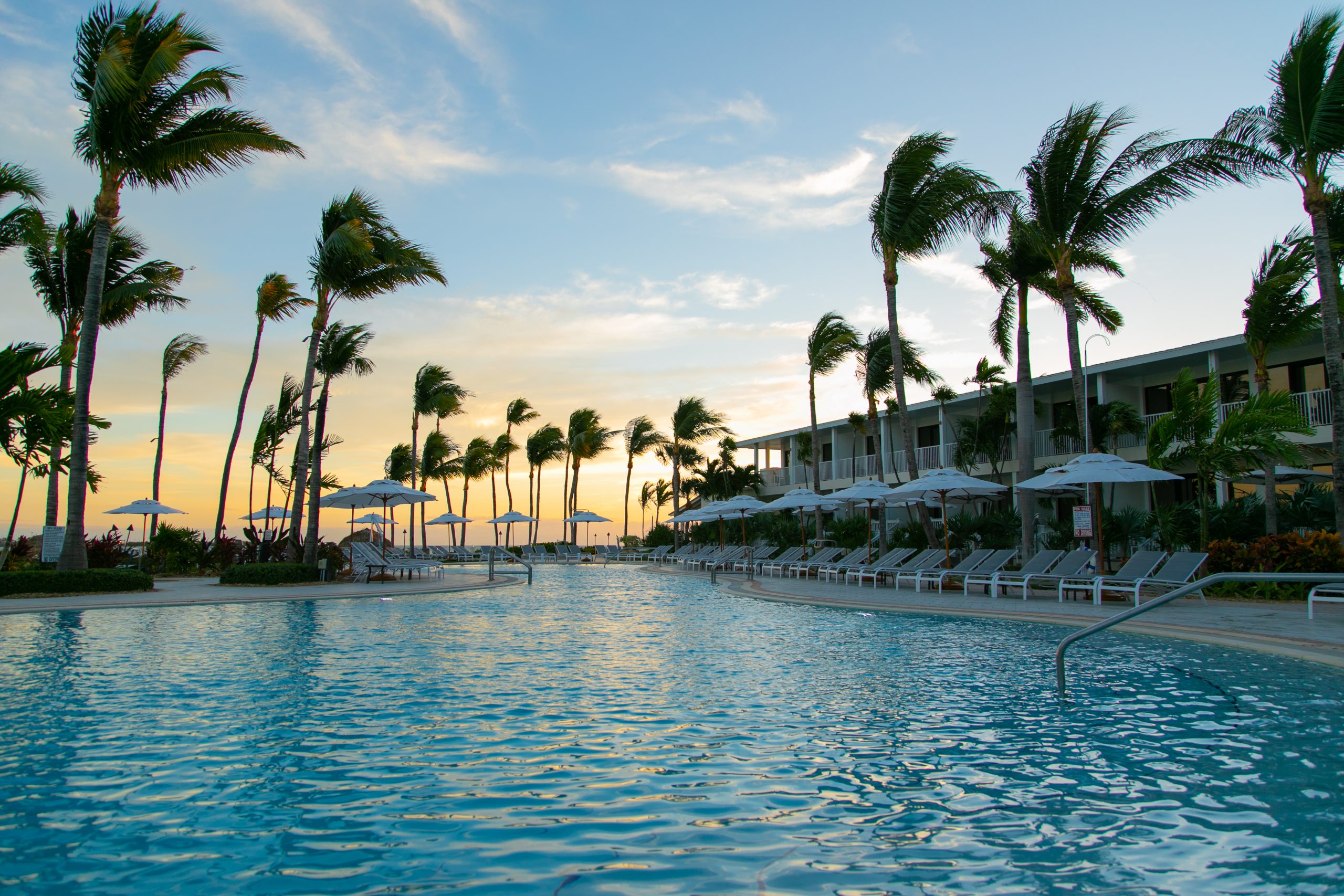 resort-pool-2_0